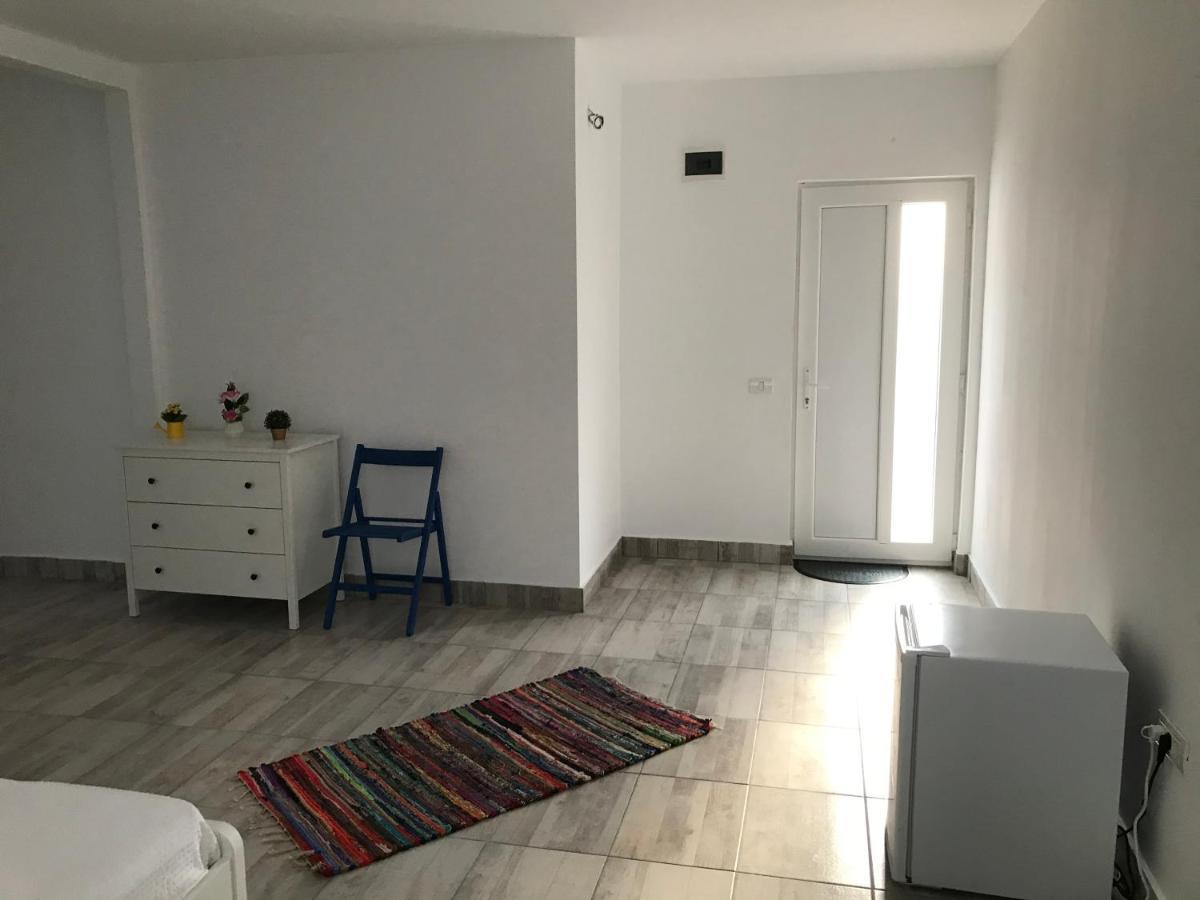 Casa Dada Lejlighedshotel Două Mai Eksteriør billede
